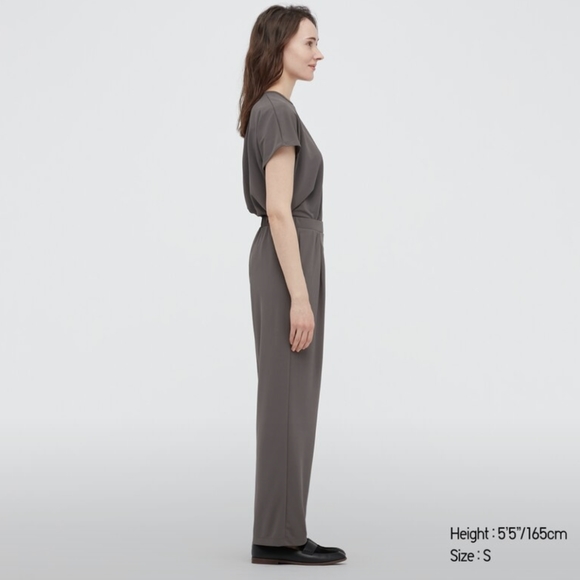 Uniqlo Crepe Pants - Picture 5 of 7